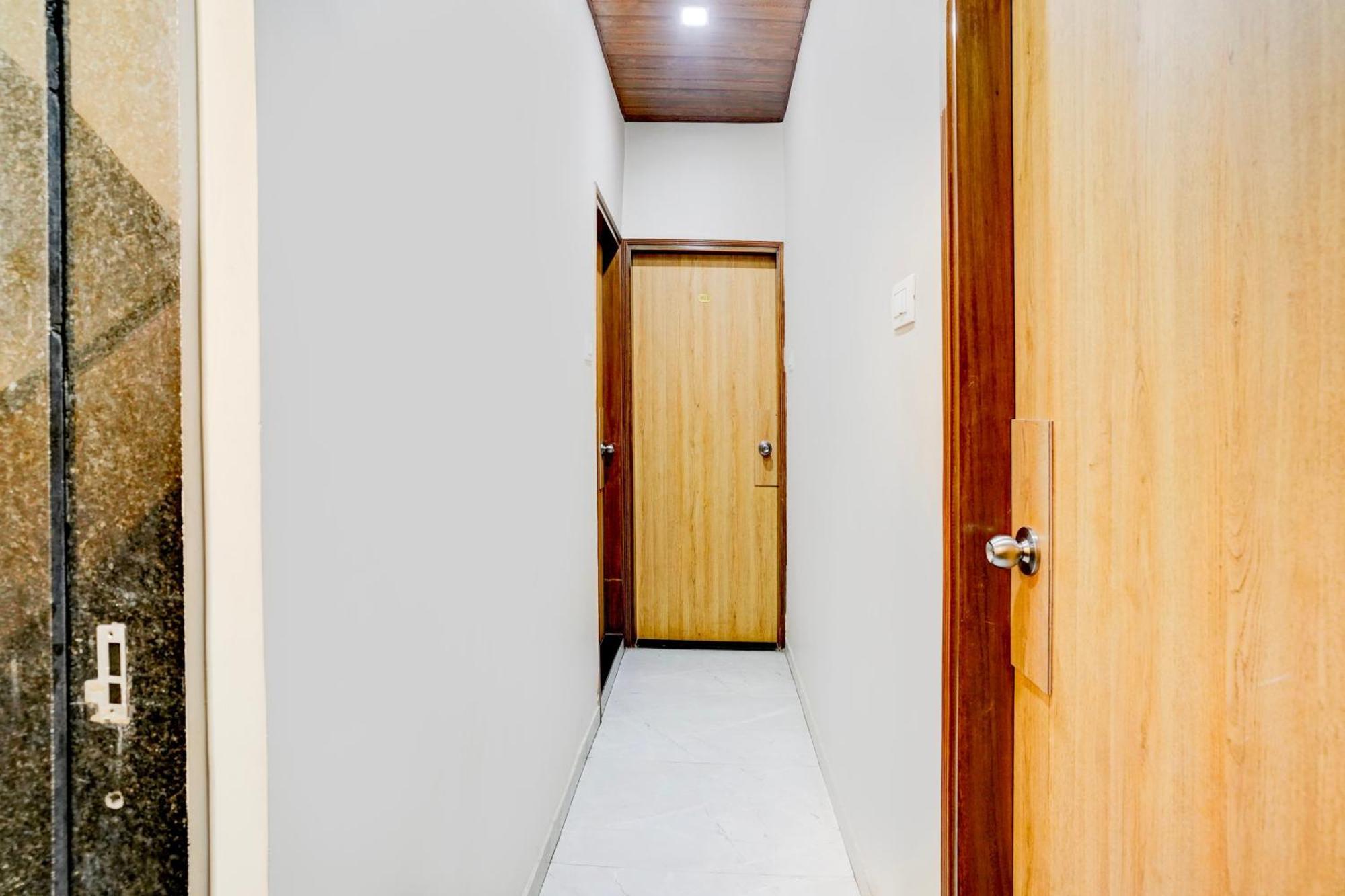 Kalyān Super Hotel O Divine Fine Dine Lodging And Boarding מראה חיצוני תמונה